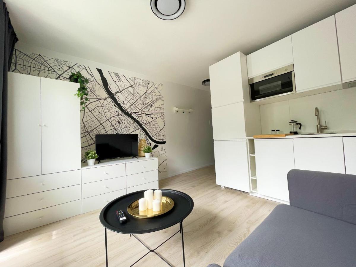 Batorego 18 - White - 450M Stacja Metra Pola Mokotowskie, 800M Biblioteka Narodowa, 20M Piekny Park Pola Mokotowskie, 800M Do Sgh - Wifi - Smart Tv - Good Apartments Варшава Екстер'єр фото